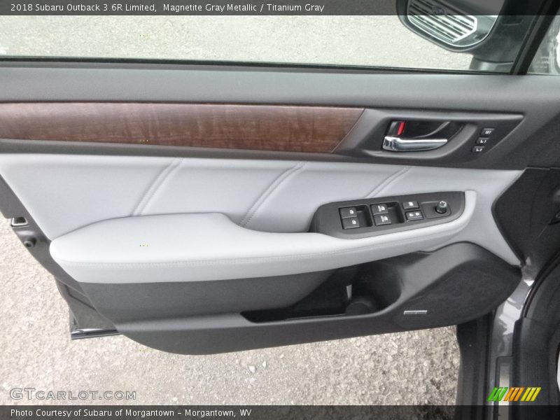 Magnetite Gray Metallic / Titanium Gray 2018 Subaru Outback 3.6R Limited