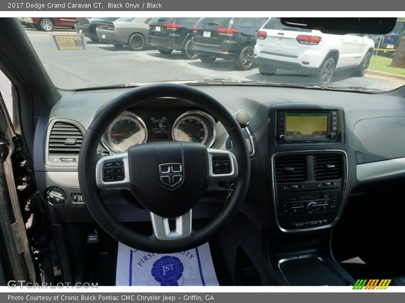 Black Onyx / Black 2017 Dodge Grand Caravan GT