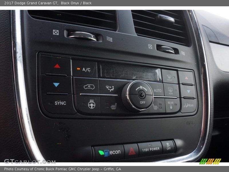 Black Onyx / Black 2017 Dodge Grand Caravan GT