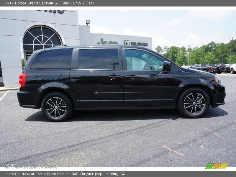 Black Onyx / Black 2017 Dodge Grand Caravan GT