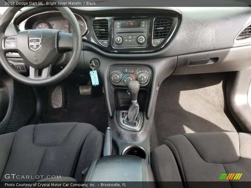 Bright Silver Metallic / Black 2013 Dodge Dart SE