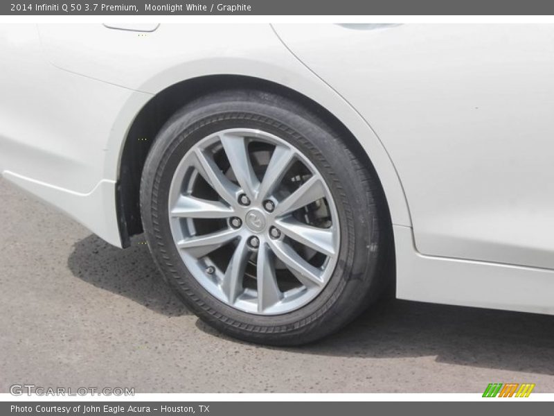 Moonlight White / Graphite 2014 Infiniti Q 50 3.7 Premium