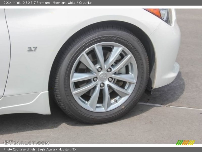 Moonlight White / Graphite 2014 Infiniti Q 50 3.7 Premium