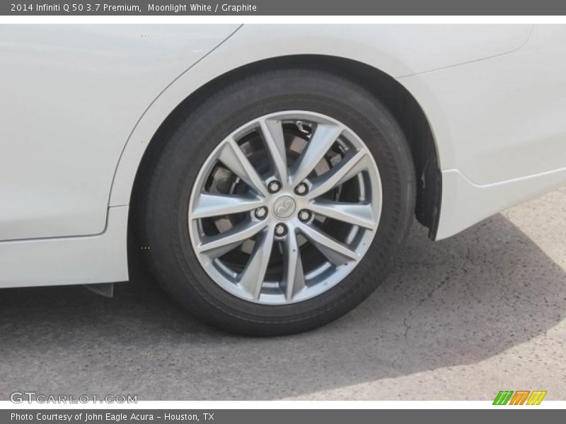 Moonlight White / Graphite 2014 Infiniti Q 50 3.7 Premium
