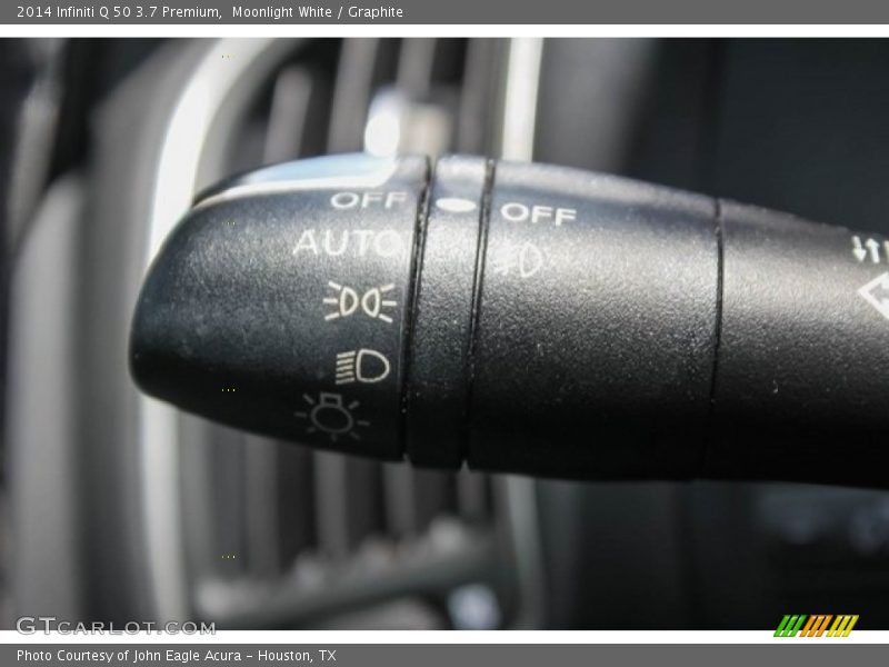 Moonlight White / Graphite 2014 Infiniti Q 50 3.7 Premium