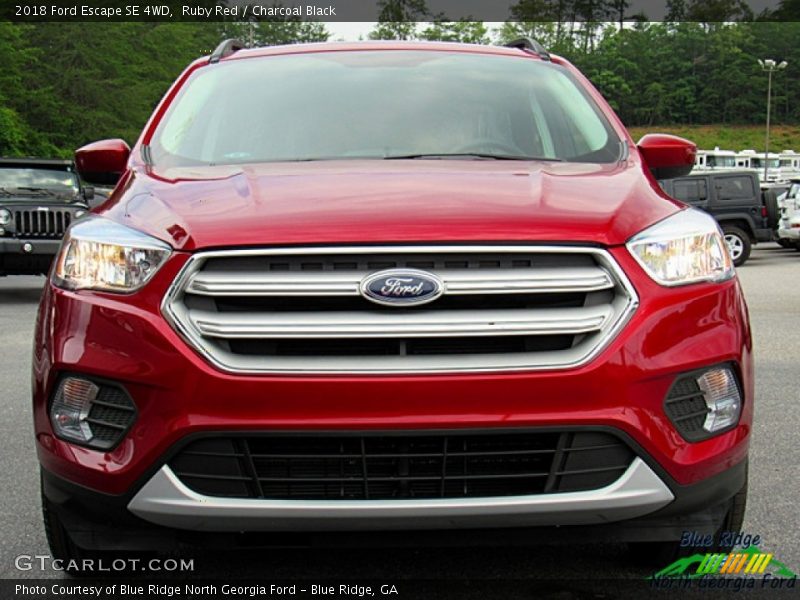 Ruby Red / Charcoal Black 2018 Ford Escape SE 4WD