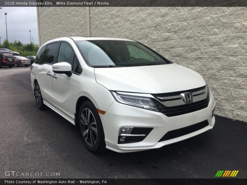 White Diamond Pearl / Mocha 2018 Honda Odyssey Elite