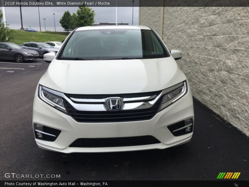 White Diamond Pearl / Mocha 2018 Honda Odyssey Elite