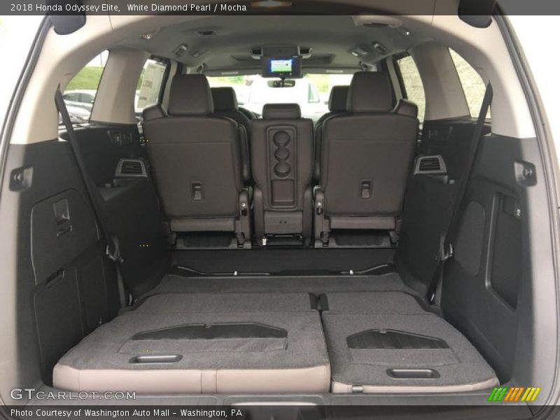 White Diamond Pearl / Mocha 2018 Honda Odyssey Elite