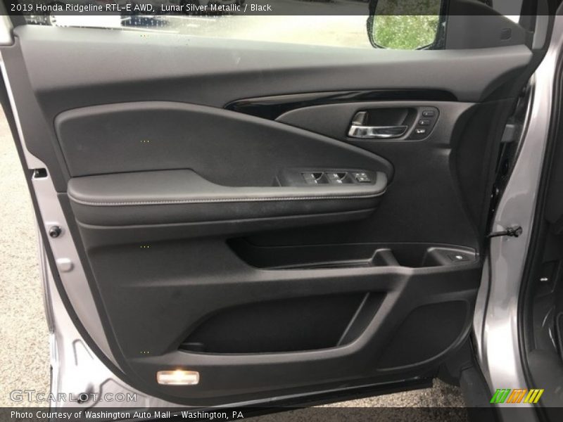 Door Panel of 2019 Ridgeline RTL-E AWD