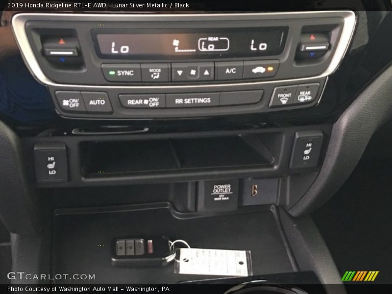 Lunar Silver Metallic / Black 2019 Honda Ridgeline RTL-E AWD