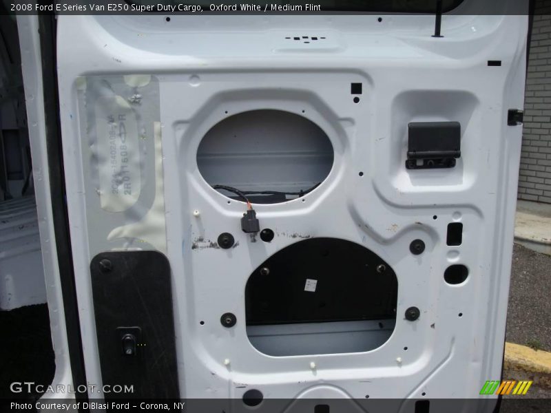 Oxford White / Medium Flint 2008 Ford E Series Van E250 Super Duty Cargo