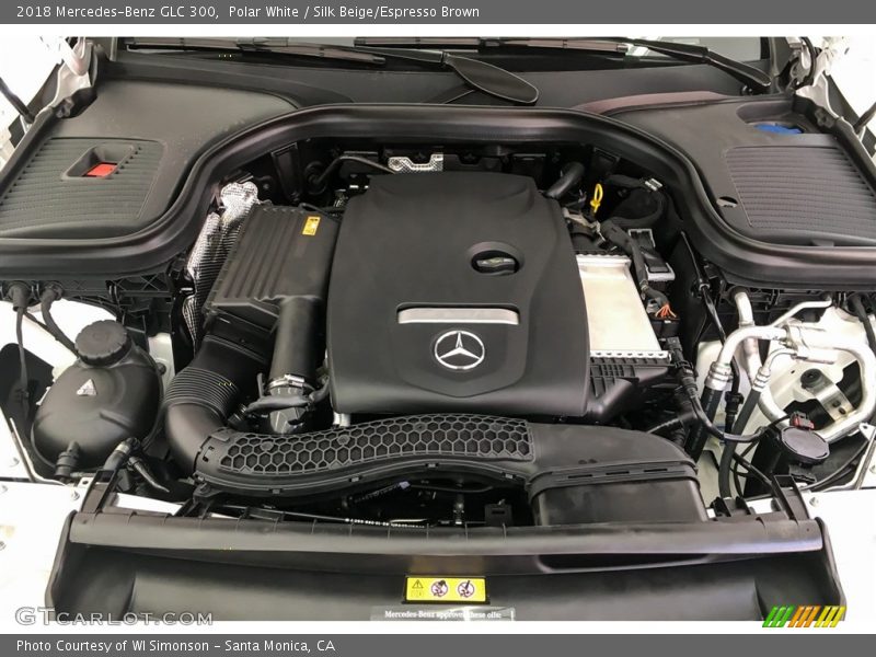 Polar White / Silk Beige/Espresso Brown 2018 Mercedes-Benz GLC 300