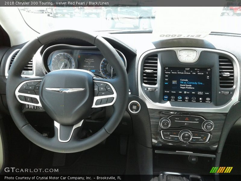 Velvet Red Pearl / Black/Linen 2018 Chrysler 300 Touring