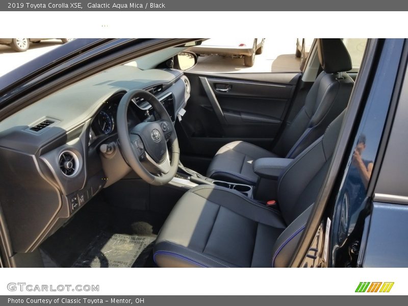 Galactic Aqua Mica / Black 2019 Toyota Corolla XSE