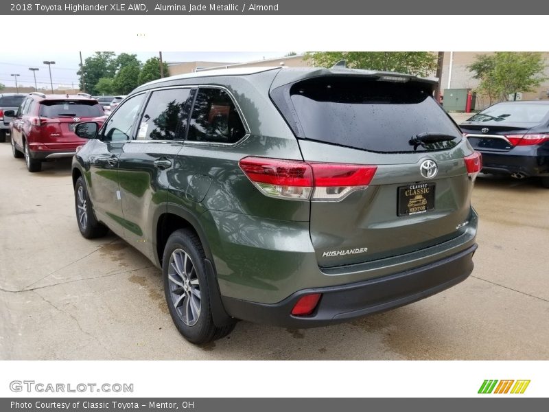 Alumina Jade Metallic / Almond 2018 Toyota Highlander XLE AWD