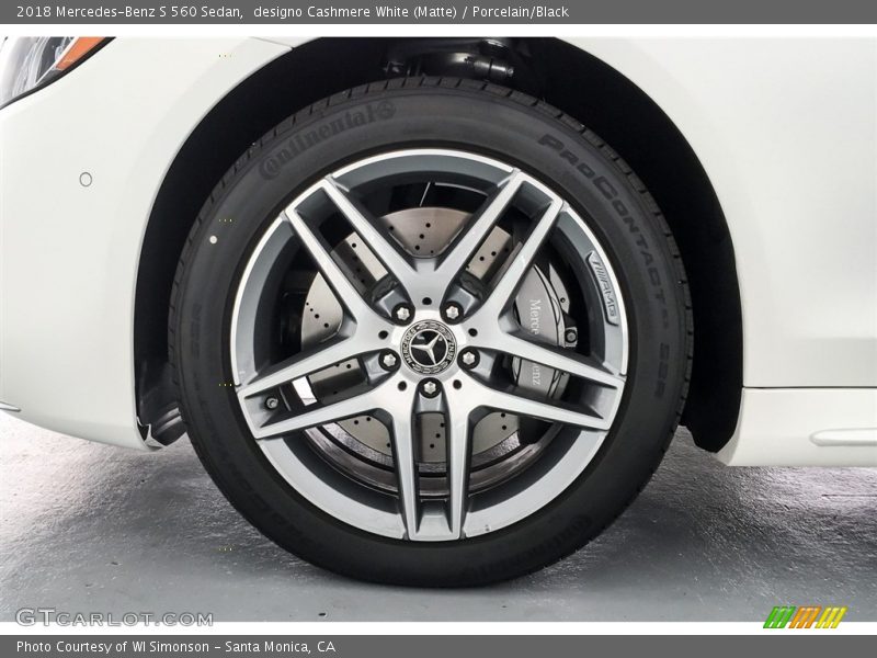 designo Cashmere White (Matte) / Porcelain/Black 2018 Mercedes-Benz S 560 Sedan