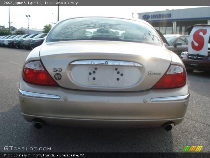 Topaz Metallic / Ivory 2002 Jaguar S-Type 3.0