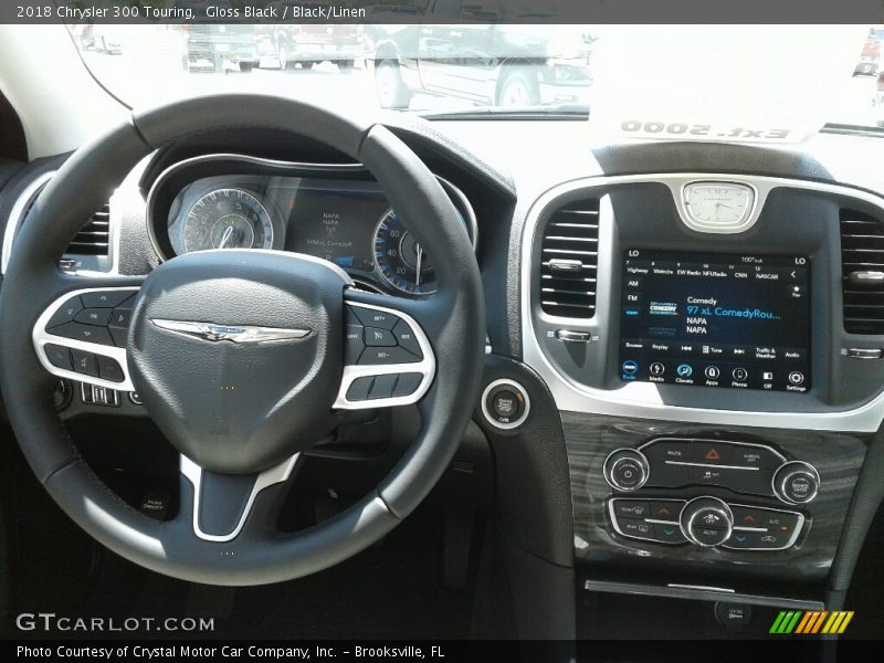 Gloss Black / Black/Linen 2018 Chrysler 300 Touring