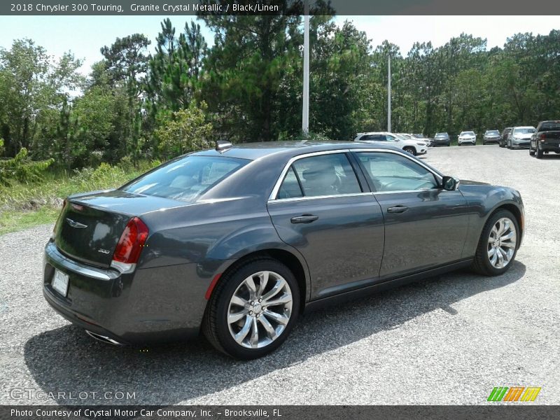 Granite Crystal Metallic / Black/Linen 2018 Chrysler 300 Touring