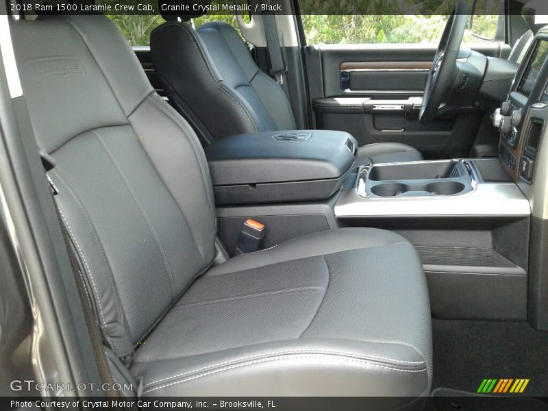 Granite Crystal Metallic / Black 2018 Ram 1500 Laramie Crew Cab