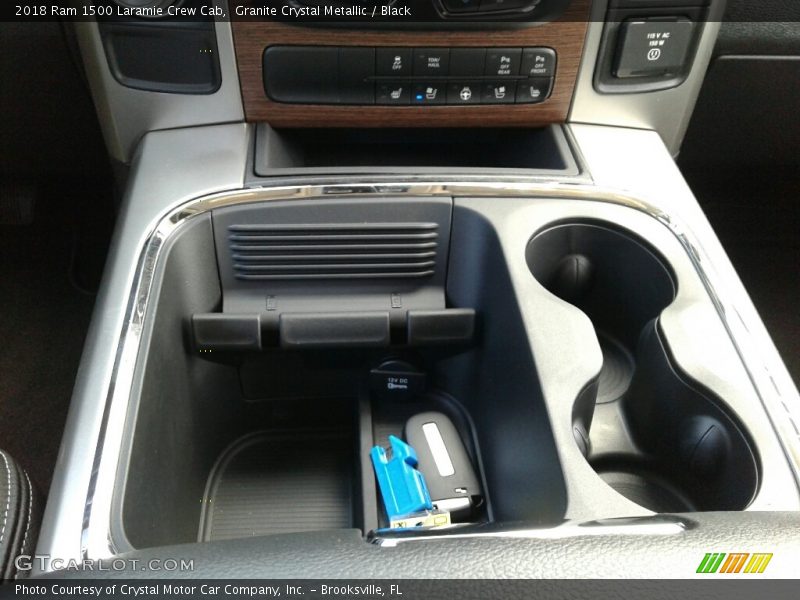 Granite Crystal Metallic / Black 2018 Ram 1500 Laramie Crew Cab