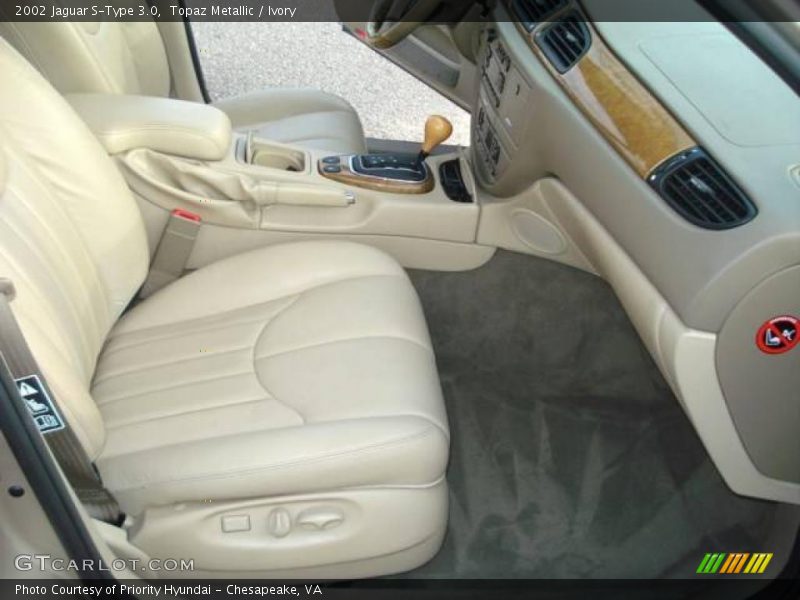 Topaz Metallic / Ivory 2002 Jaguar S-Type 3.0