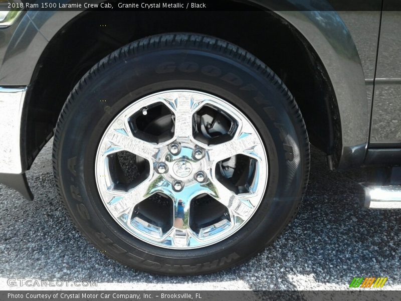 Granite Crystal Metallic / Black 2018 Ram 1500 Laramie Crew Cab