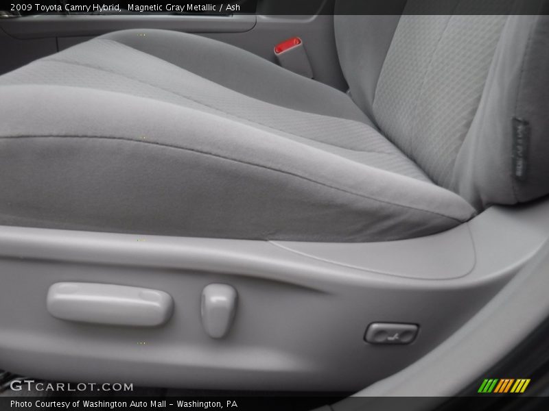 Magnetic Gray Metallic / Ash 2009 Toyota Camry Hybrid