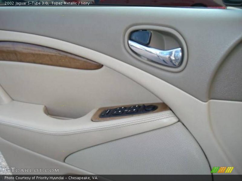 Topaz Metallic / Ivory 2002 Jaguar S-Type 3.0