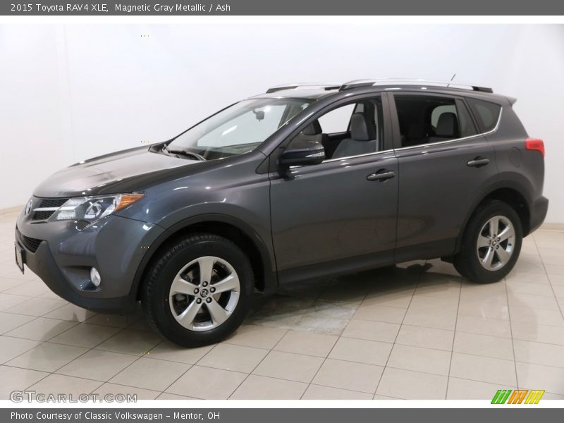 Magnetic Gray Metallic / Ash 2015 Toyota RAV4 XLE