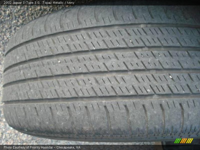 Topaz Metallic / Ivory 2002 Jaguar S-Type 3.0