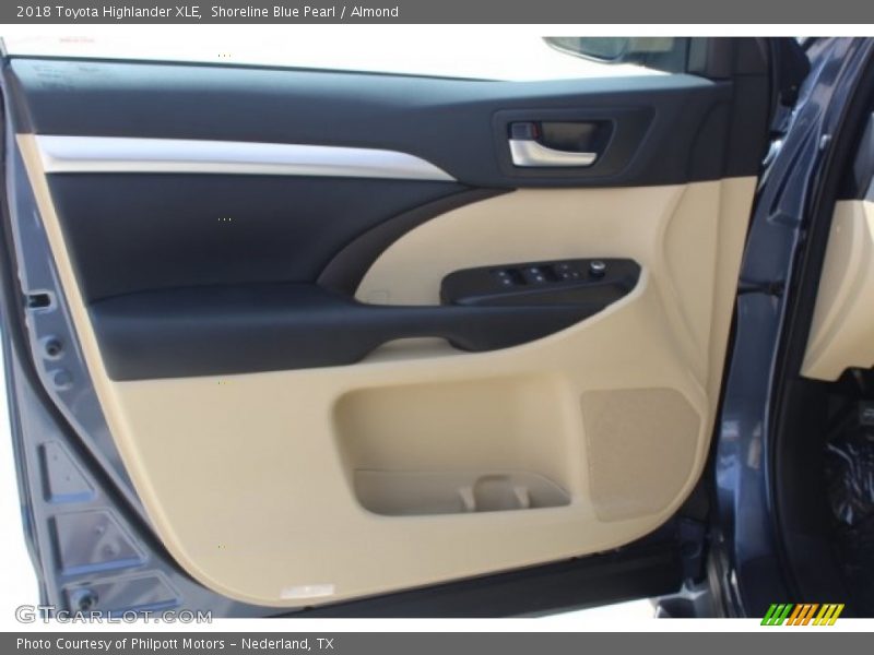 Shoreline Blue Pearl / Almond 2018 Toyota Highlander XLE