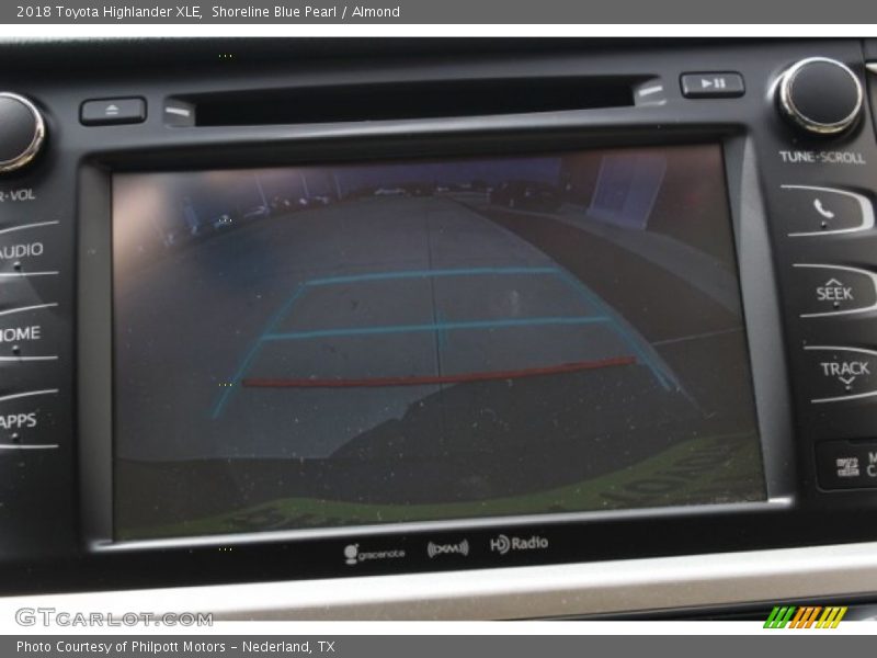 Shoreline Blue Pearl / Almond 2018 Toyota Highlander XLE