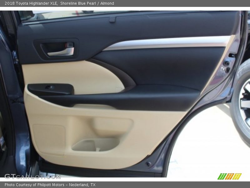 Shoreline Blue Pearl / Almond 2018 Toyota Highlander XLE