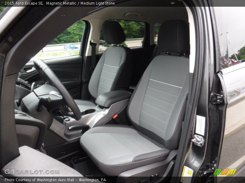 Magnetic Metallic / Medium Light Stone 2015 Ford Escape SE