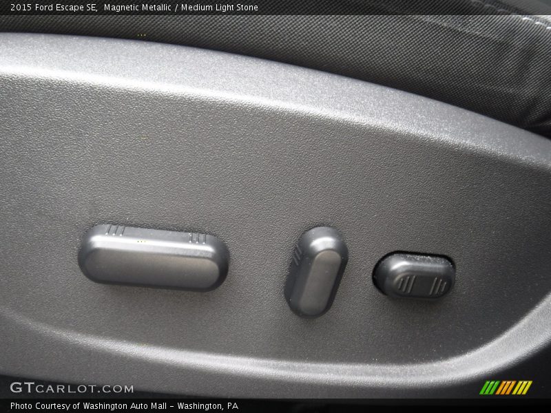 Magnetic Metallic / Medium Light Stone 2015 Ford Escape SE