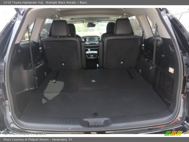 Midnight Black Metallic / Black 2018 Toyota Highlander XLE
