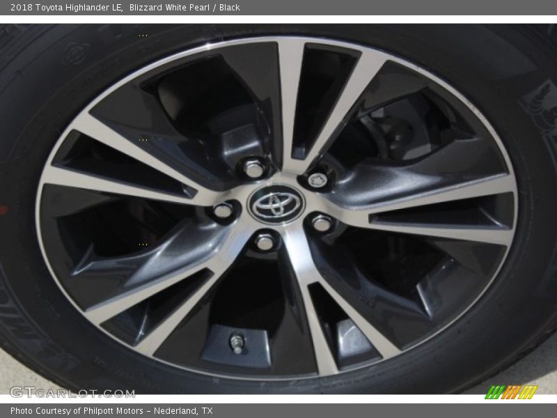 Blizzard White Pearl / Black 2018 Toyota Highlander LE