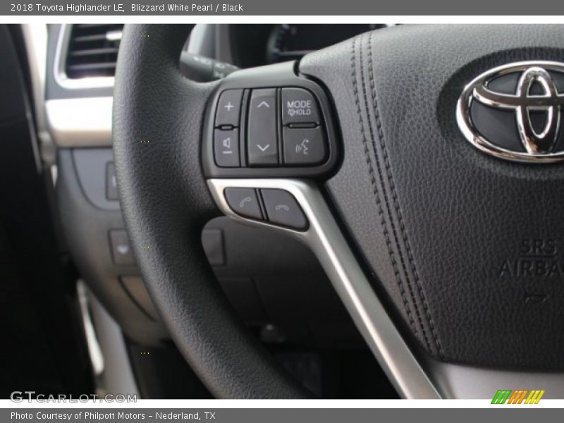 Blizzard White Pearl / Black 2018 Toyota Highlander LE