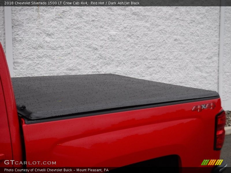 Red Hot / Dark Ash/Jet Black 2018 Chevrolet Silverado 1500 LT Crew Cab 4x4
