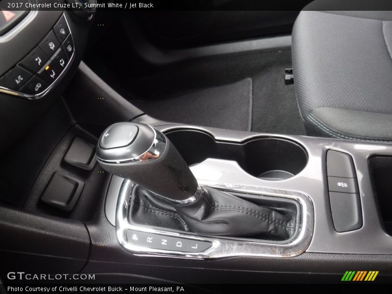 Summit White / Jet Black 2017 Chevrolet Cruze LT