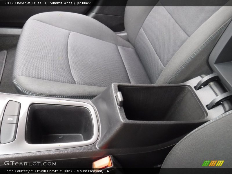 Summit White / Jet Black 2017 Chevrolet Cruze LT