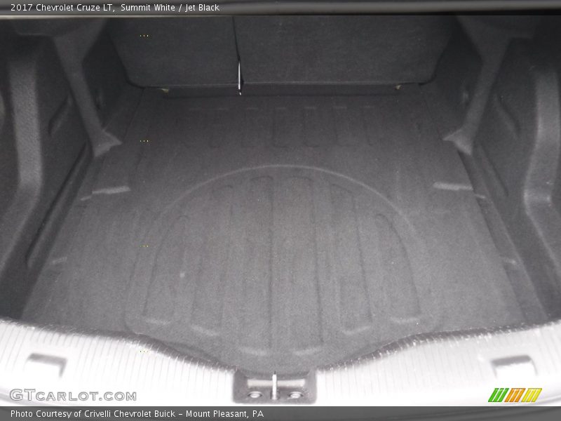 Summit White / Jet Black 2017 Chevrolet Cruze LT