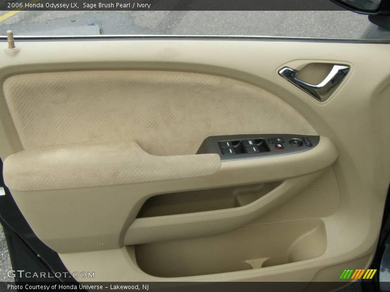 Sage Brush Pearl / Ivory 2006 Honda Odyssey LX