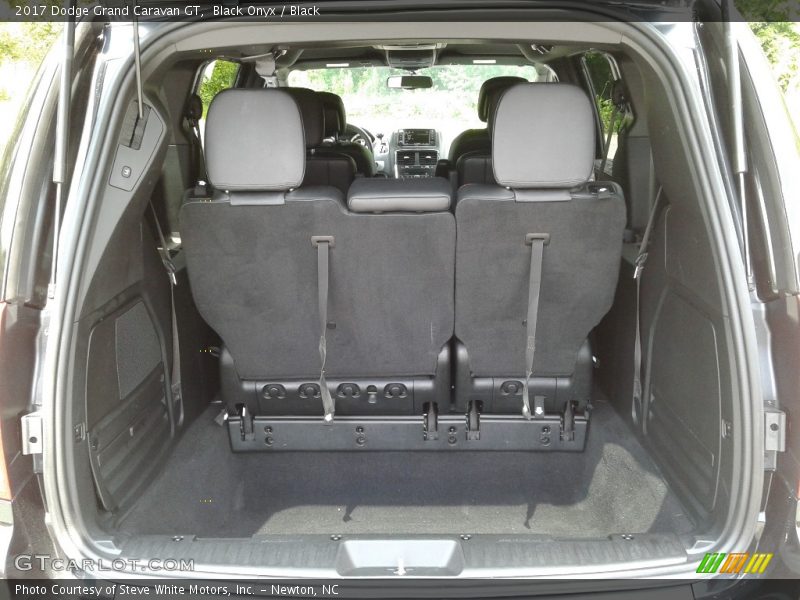 Black Onyx / Black 2017 Dodge Grand Caravan GT