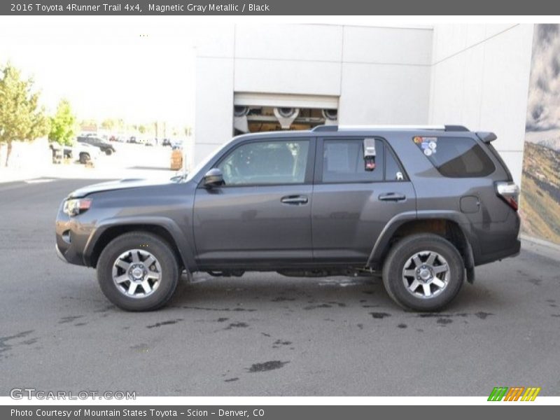 Magnetic Gray Metallic / Black 2016 Toyota 4Runner Trail 4x4