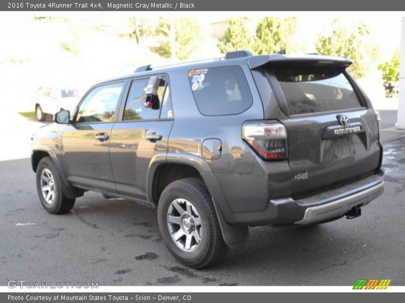 Magnetic Gray Metallic / Black 2016 Toyota 4Runner Trail 4x4