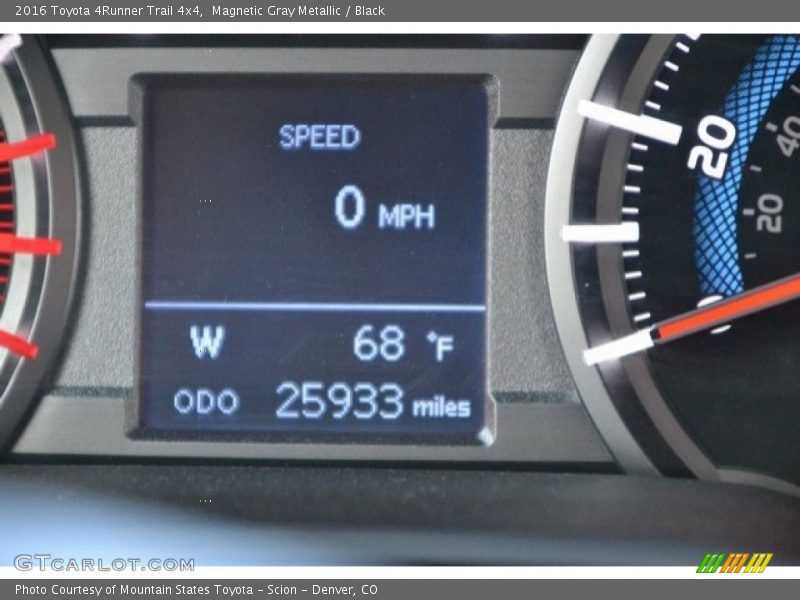 Magnetic Gray Metallic / Black 2016 Toyota 4Runner Trail 4x4