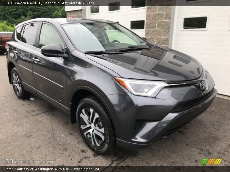 Magnetic Gray Metallic / Black 2018 Toyota RAV4 LE